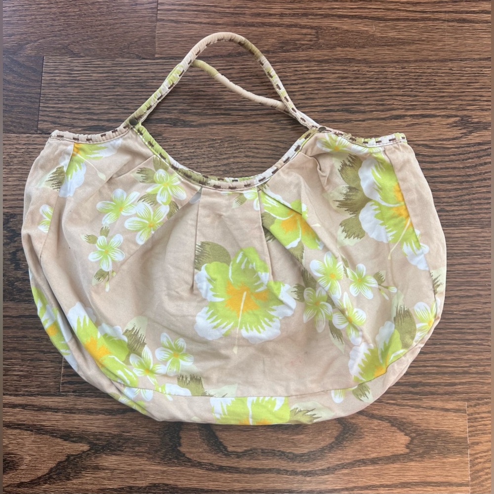 OLD NAVY woman’s floral boho bag